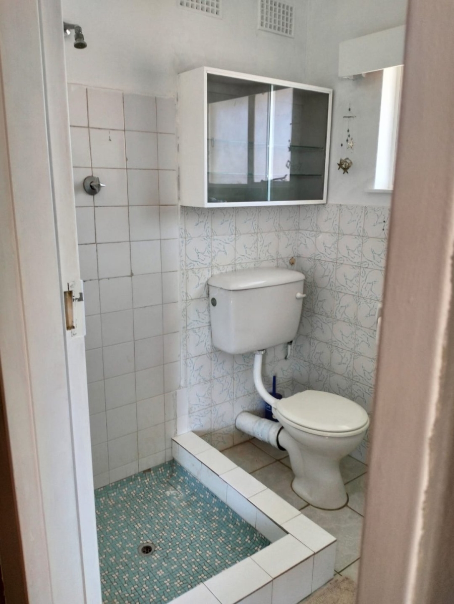 5 Bedroom Property for Sale in Sunnyridge Eastern Cape